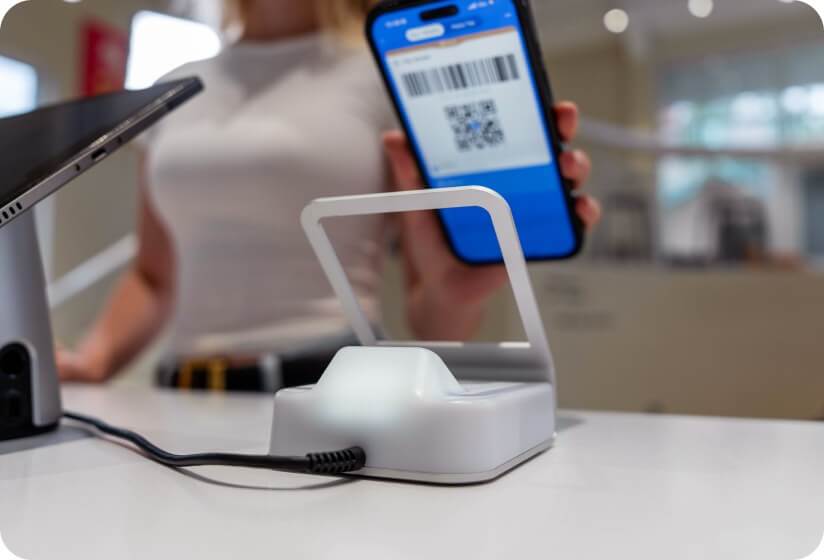 Customer loyalty card scanning